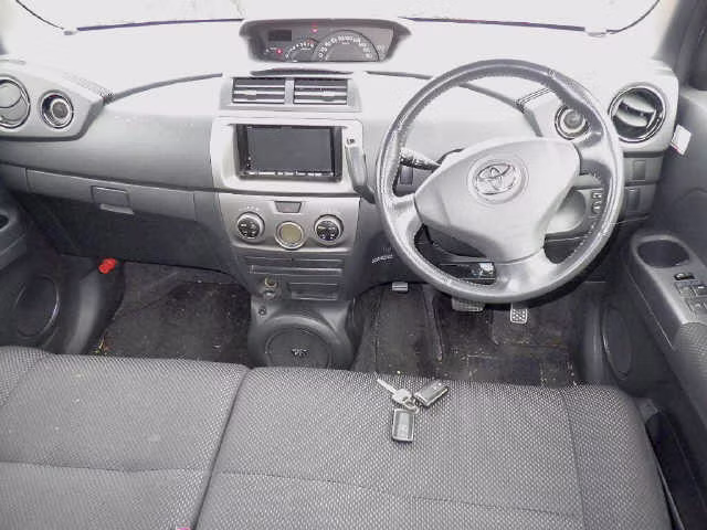 TOYOTA BB