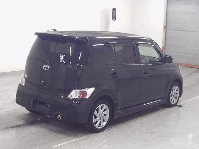 TOYOTA BB