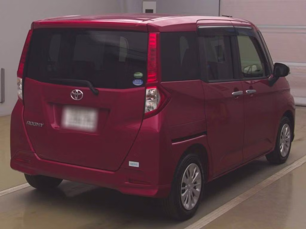 TOYOTA ROOMY
