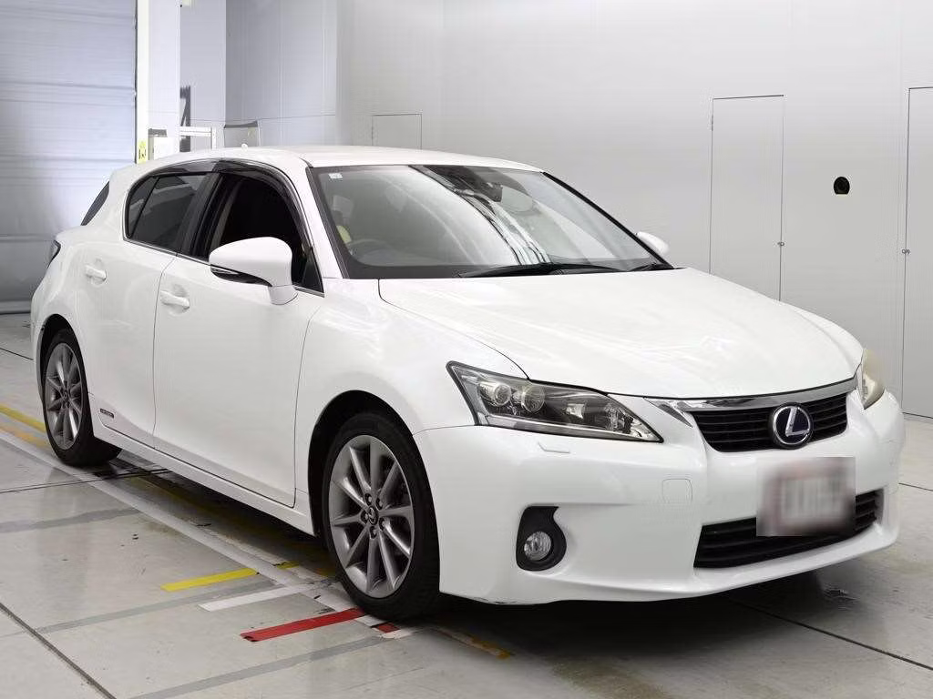 LEXUS CT200H