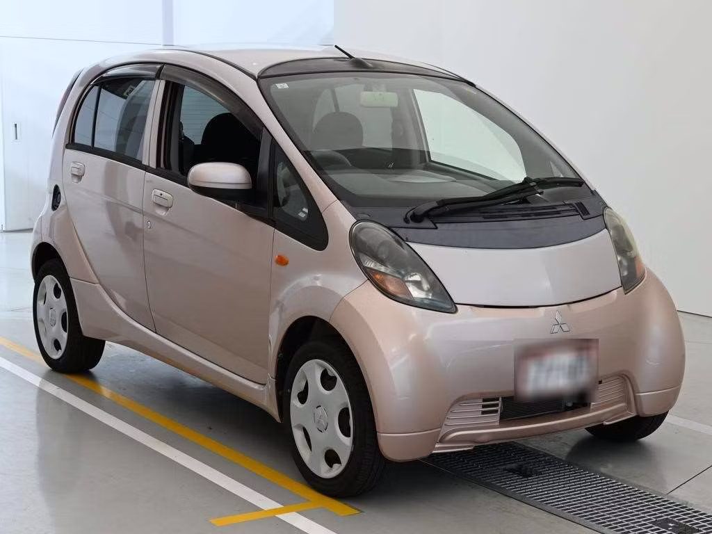 MITSUBISHI I