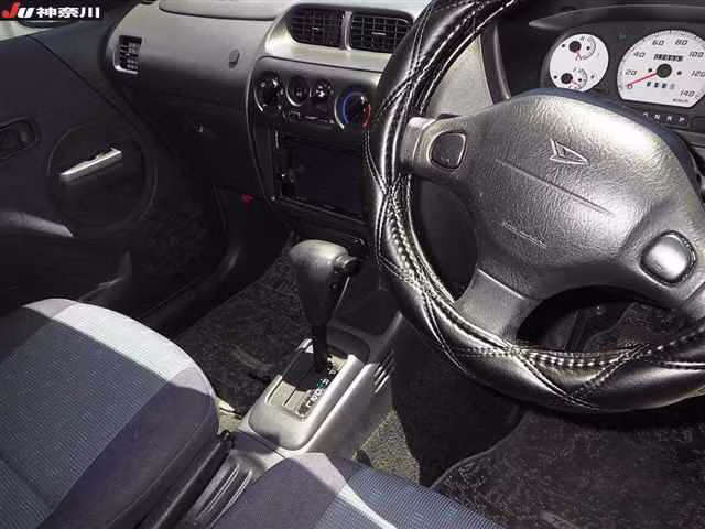 DAIHATSU TERIOS KID