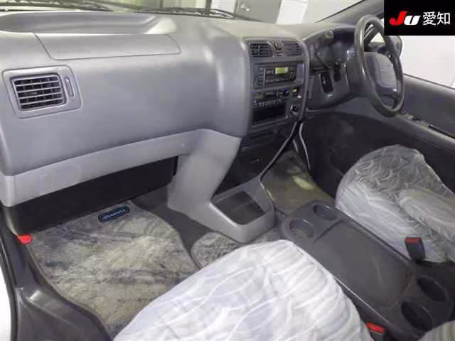TOYOTA GRANVIA