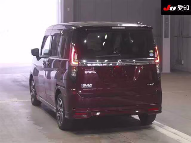 MITSUBISHI DELICA D:2