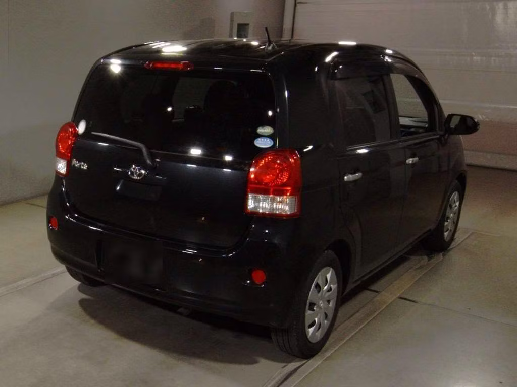 TOYOTA PORTE