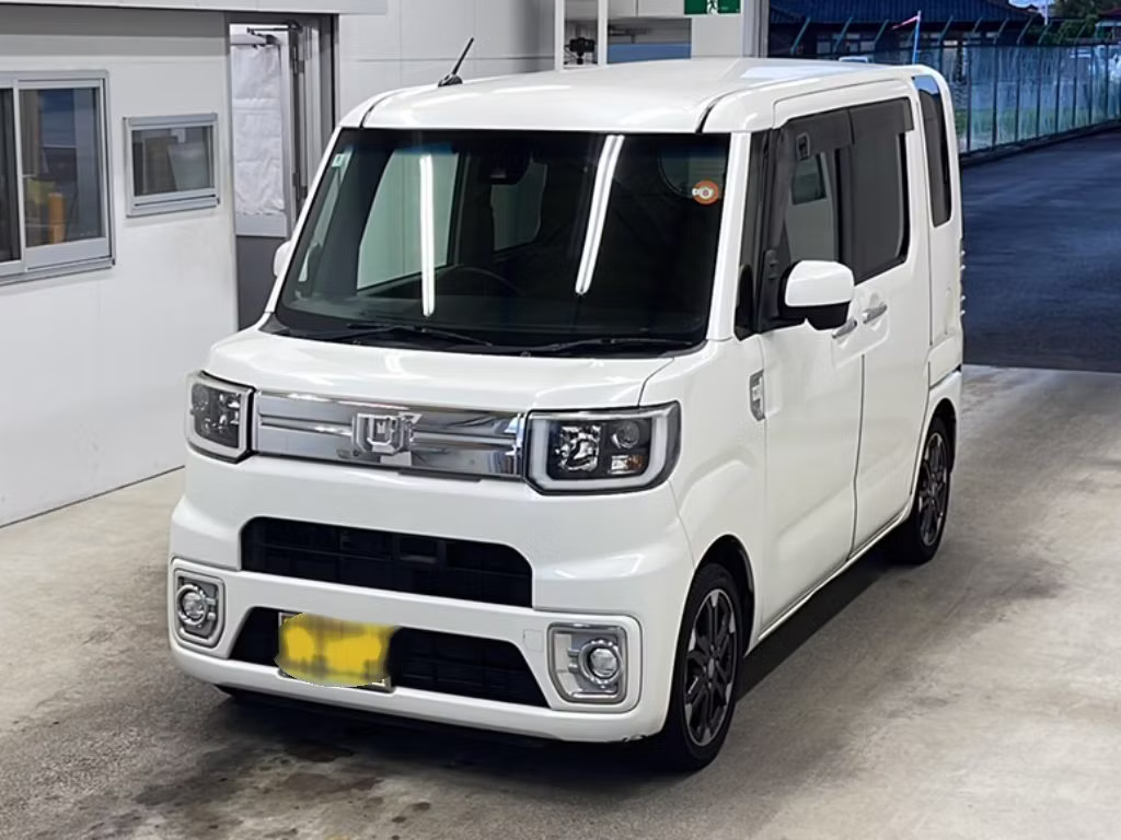 DAIHATSU WAKE