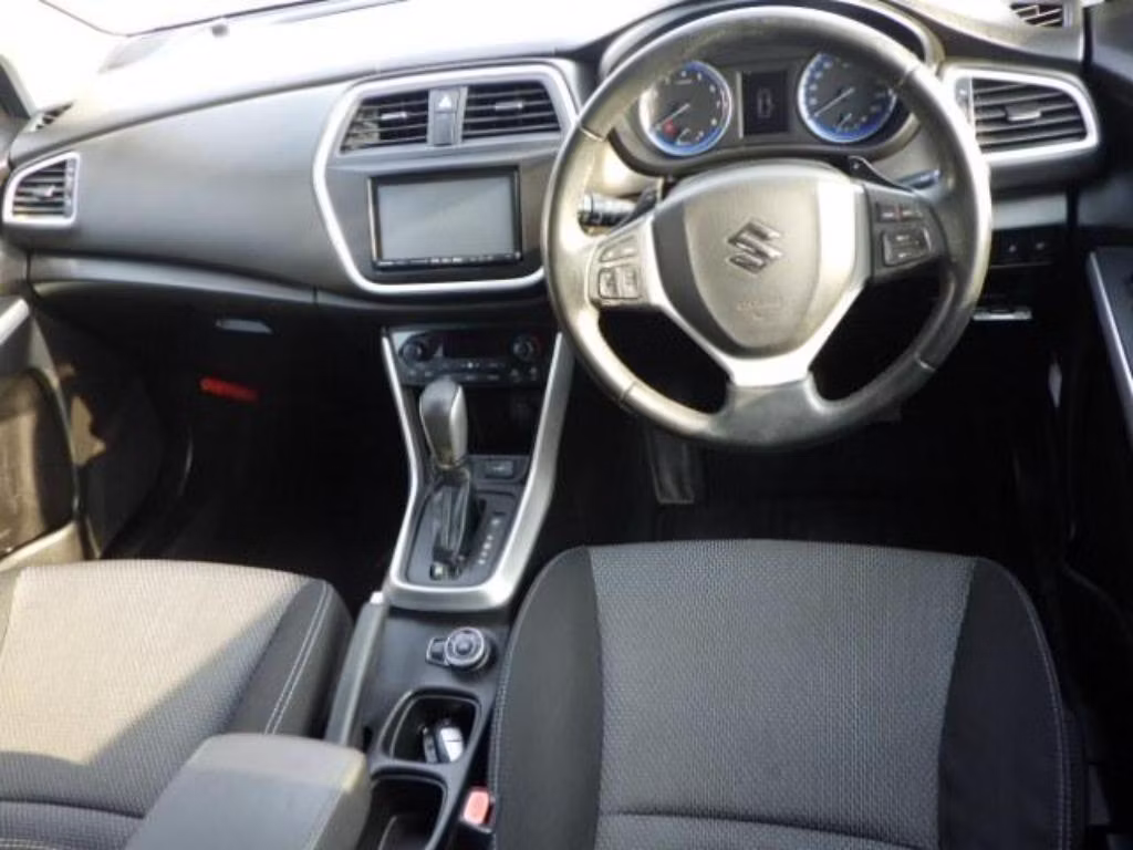 SUZUKI SX4