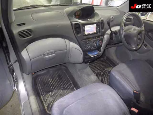 TOYOTA FUNCARGO