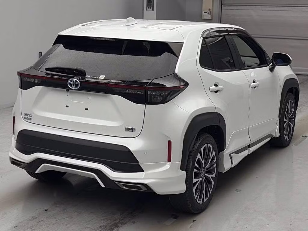 TOYOTA YARIS CROSS