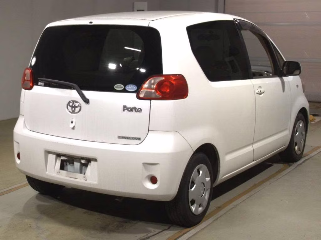 TOYOTA PORTE