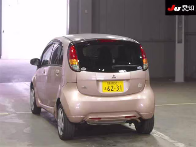 MITSUBISHI I