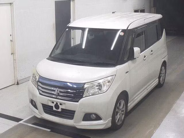 MITSUBISHI DELICA D:2