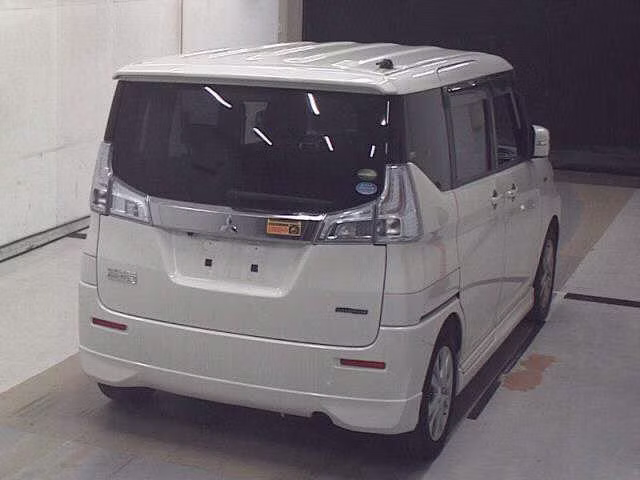 MITSUBISHI DELICA D:2