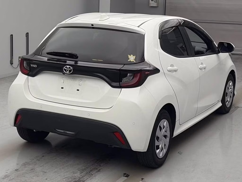 TOYOTA YARIS