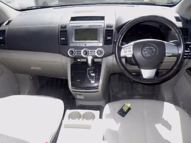 MAZDA MPV