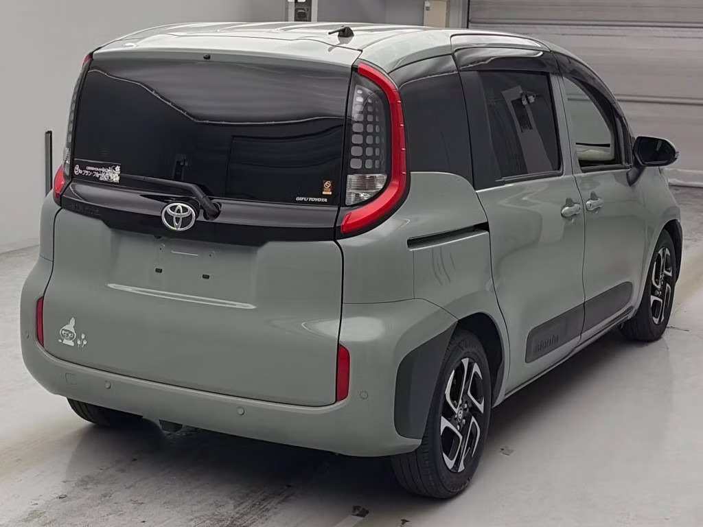 TOYOTA SIENTA