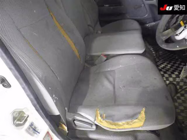 TOYOTA REGIUS ACE