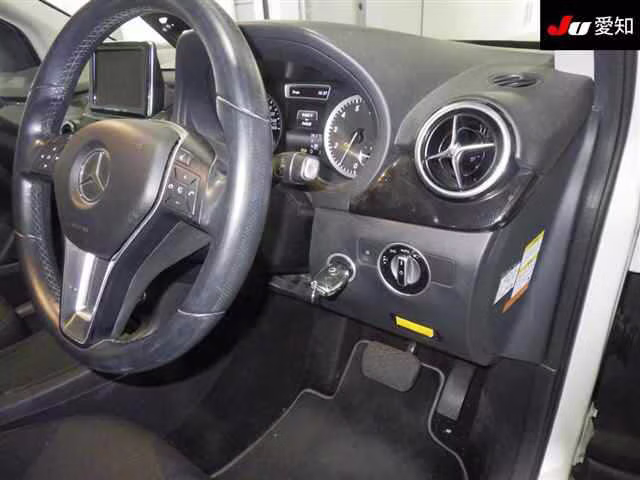 MERCEDES-BENZ B-CLASS