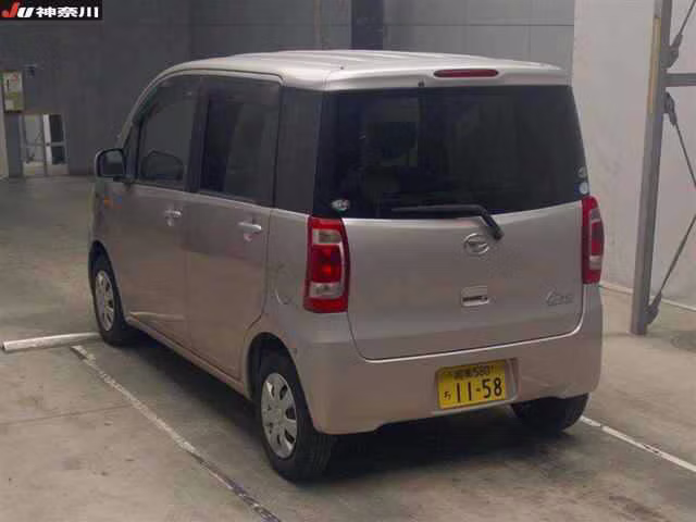 DAIHATSU TANTO EXE