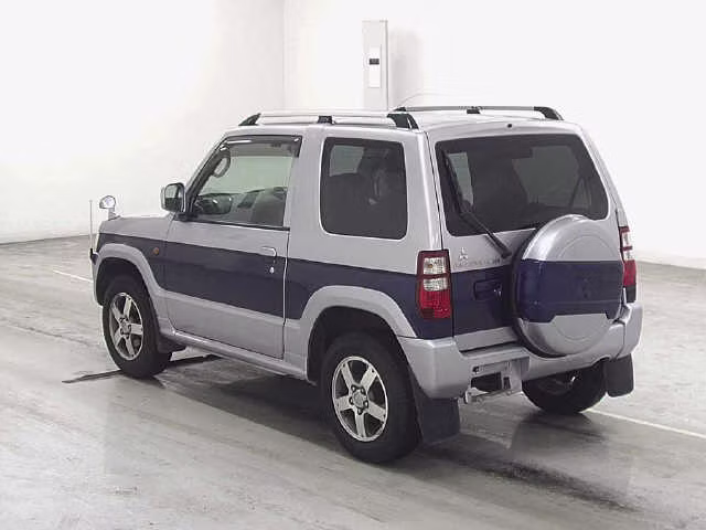 MITSUBISHI PAJERO MINI