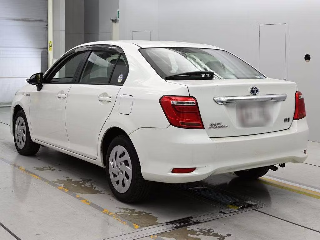 TOYOTA COROLLA AXIO