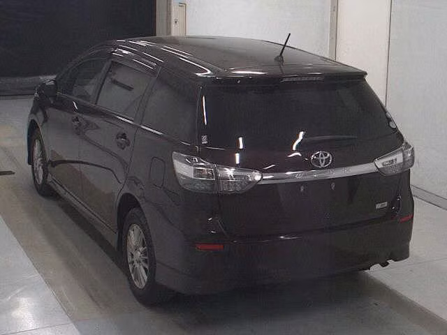 TOYOTA WISH