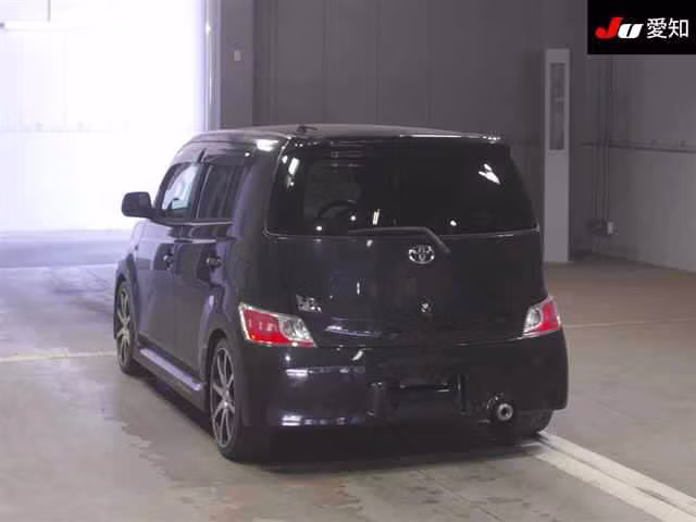 TOYOTA BB