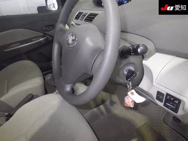 TOYOTA BELTA
