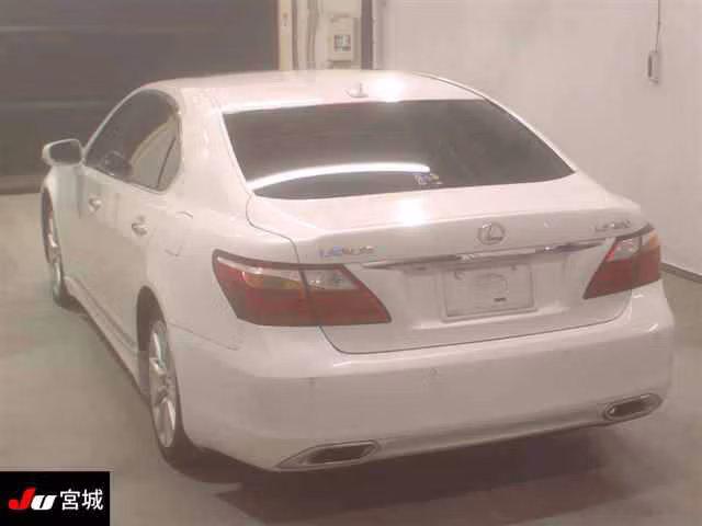 LEXUS LS460