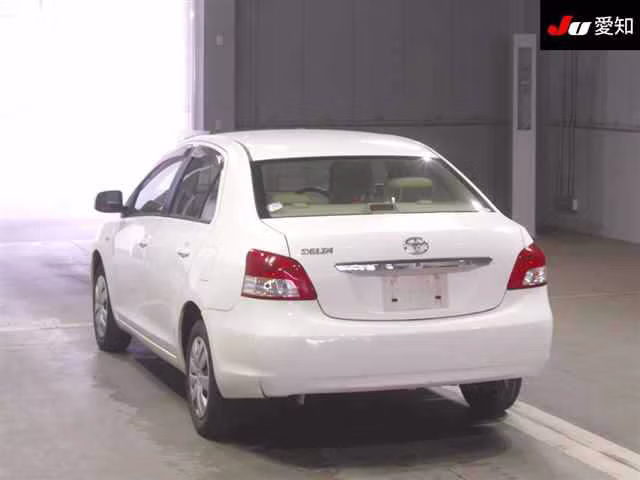 TOYOTA BELTA