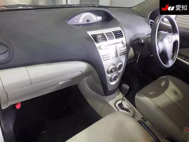 TOYOTA BELTA