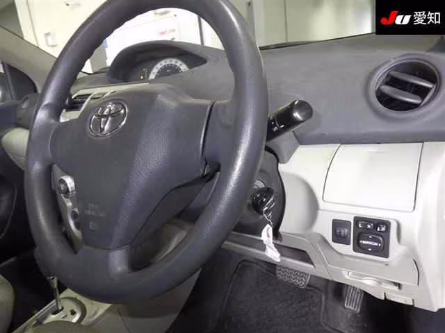 TOYOTA BELTA