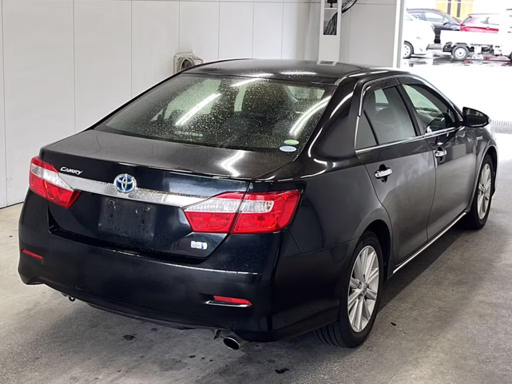 TOYOTA CAMRY