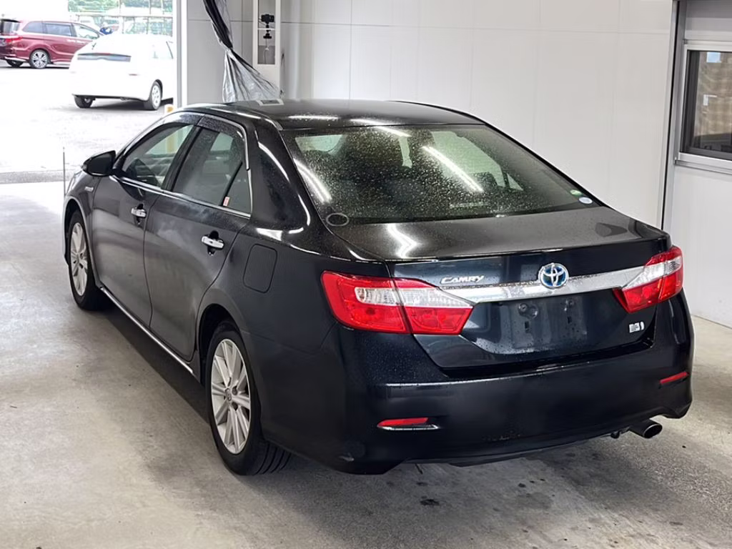 TOYOTA CAMRY
