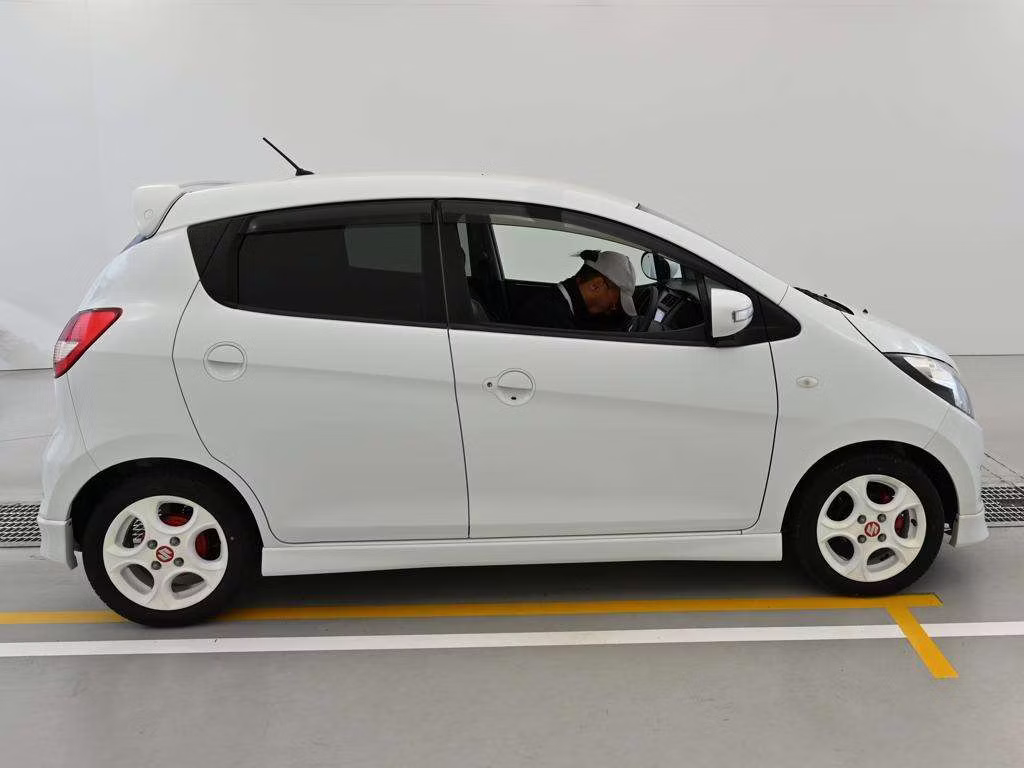 SUZUKI CERVO