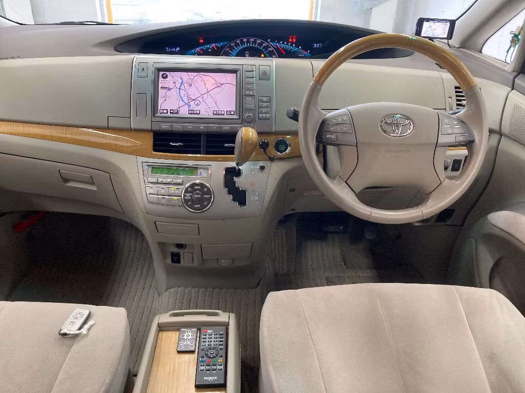 TOYOTA ESTIMA