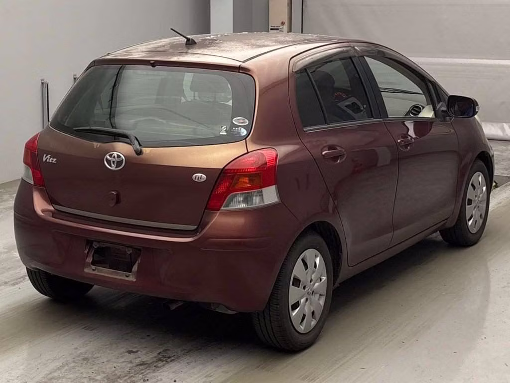 TOYOTA VITZ