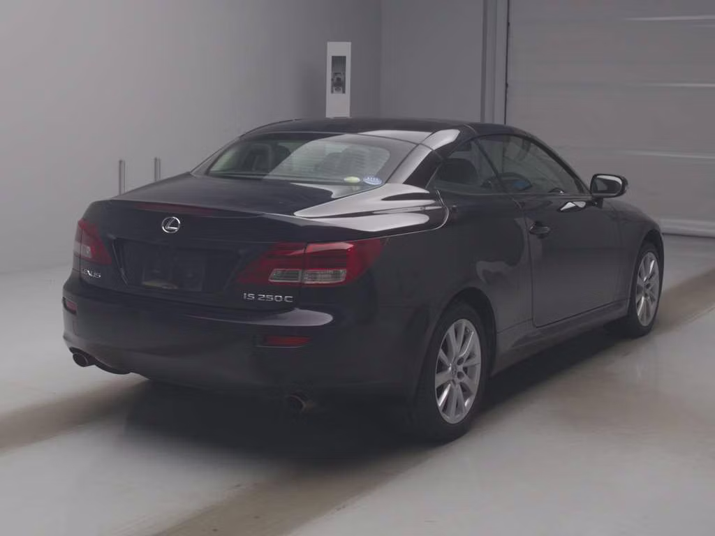 LEXUS IS250