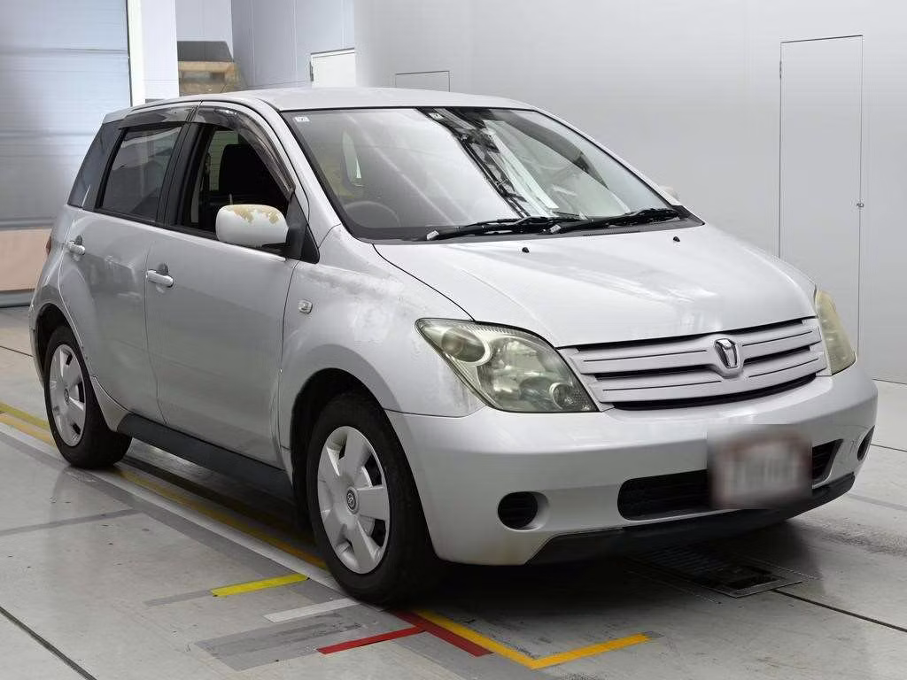 TOYOTA IST