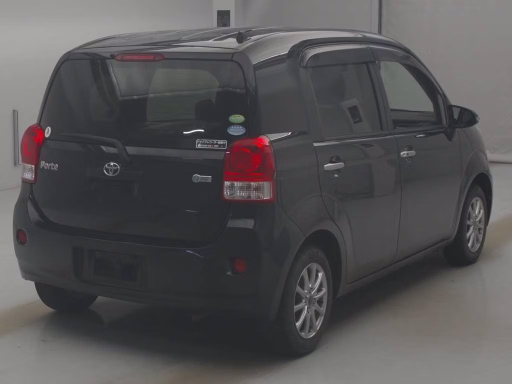 TOYOTA PORTE