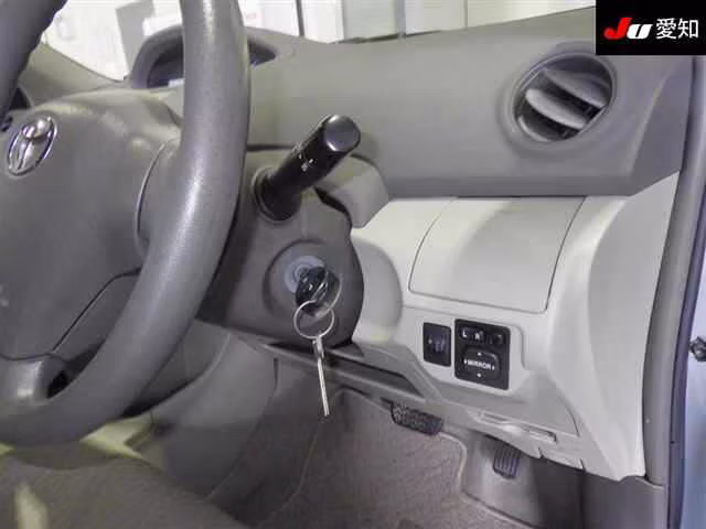 TOYOTA BELTA