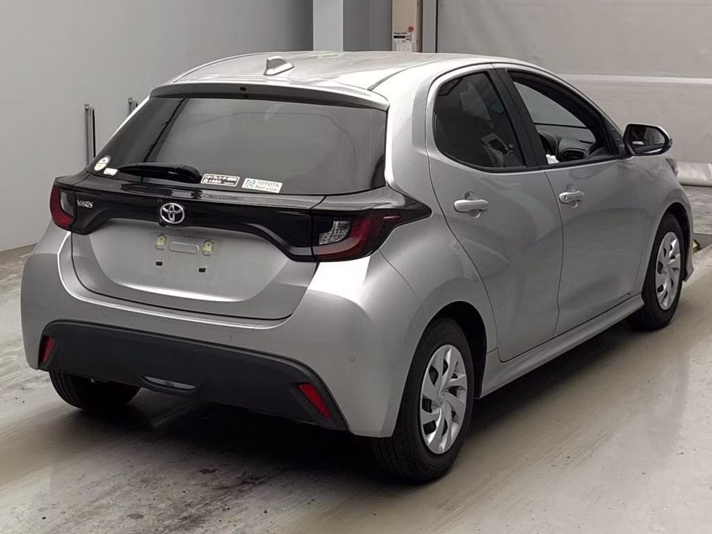 TOYOTA YARIS