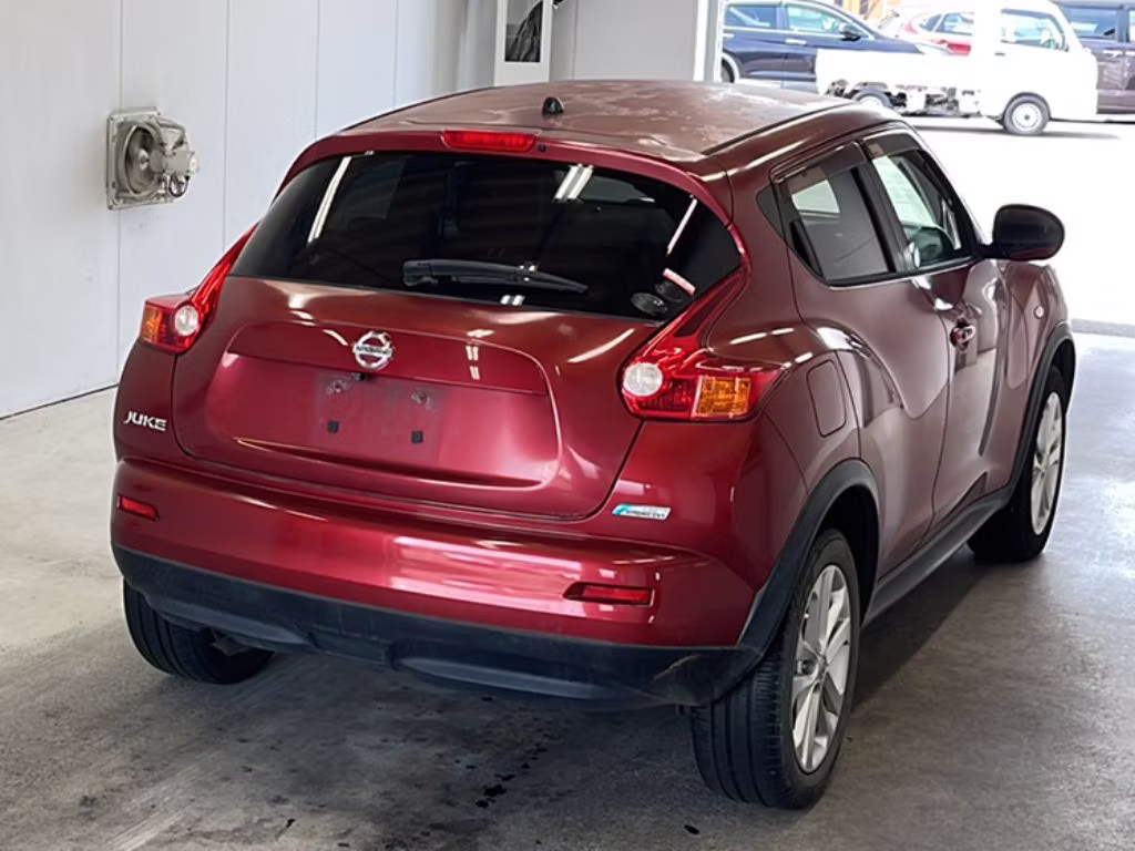 NISSAN JUKE