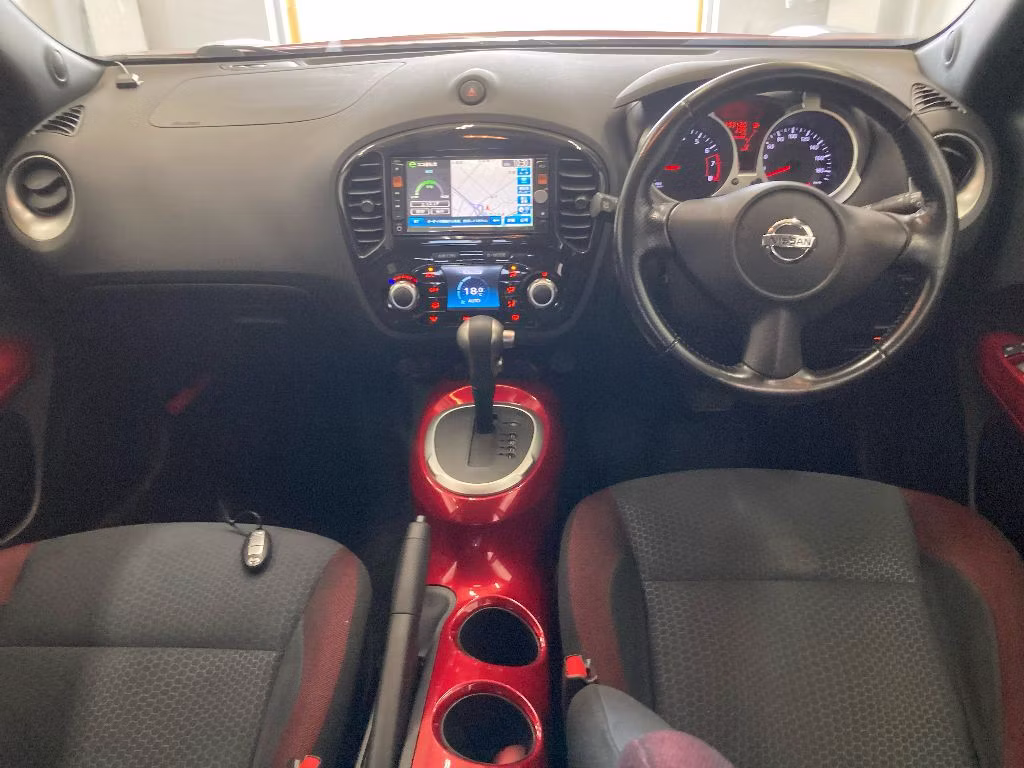 NISSAN JUKE