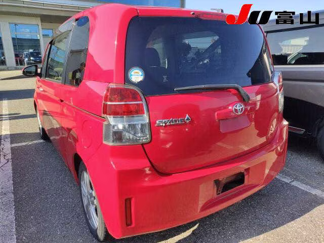 TOYOTA SPADE
