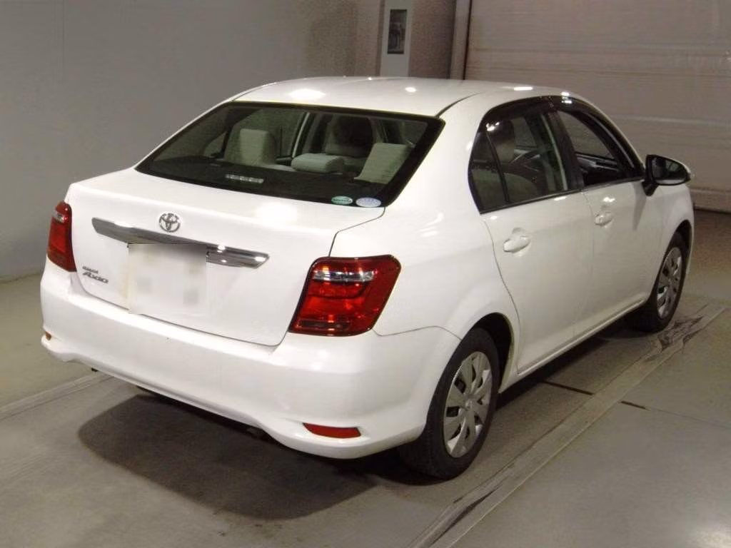 TOYOTA COROLLA AXIO