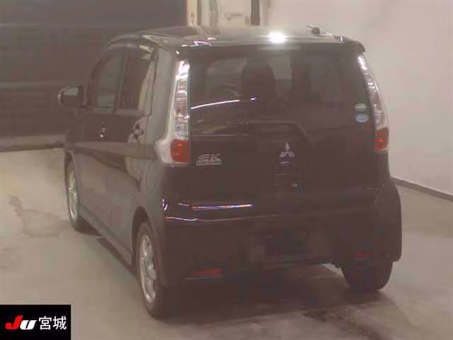 MITSUBISHI EK CUSTOM