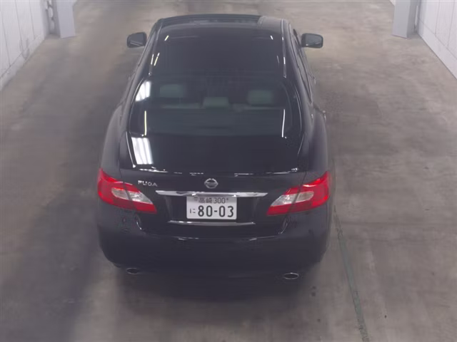 NISSAN FUGA