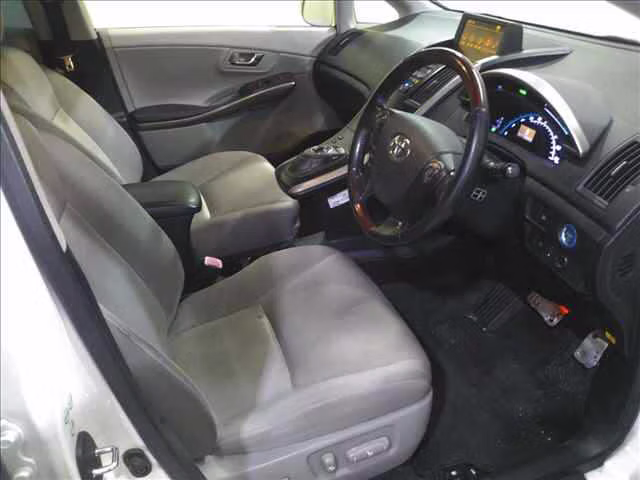 TOYOTA SAI
