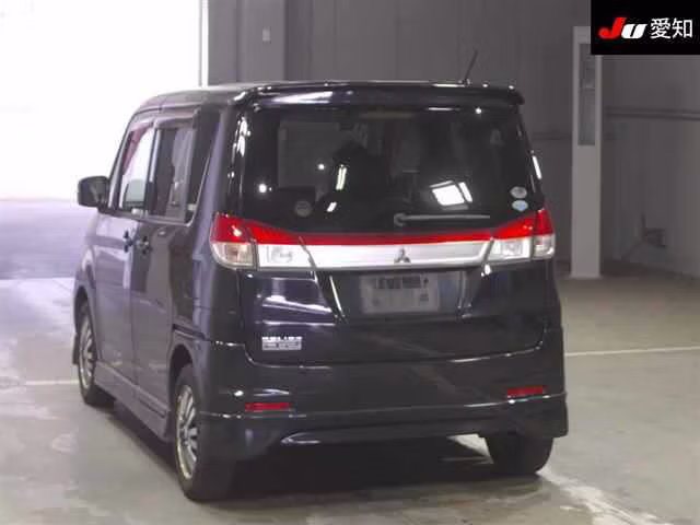 MITSUBISHI DELICA D:2